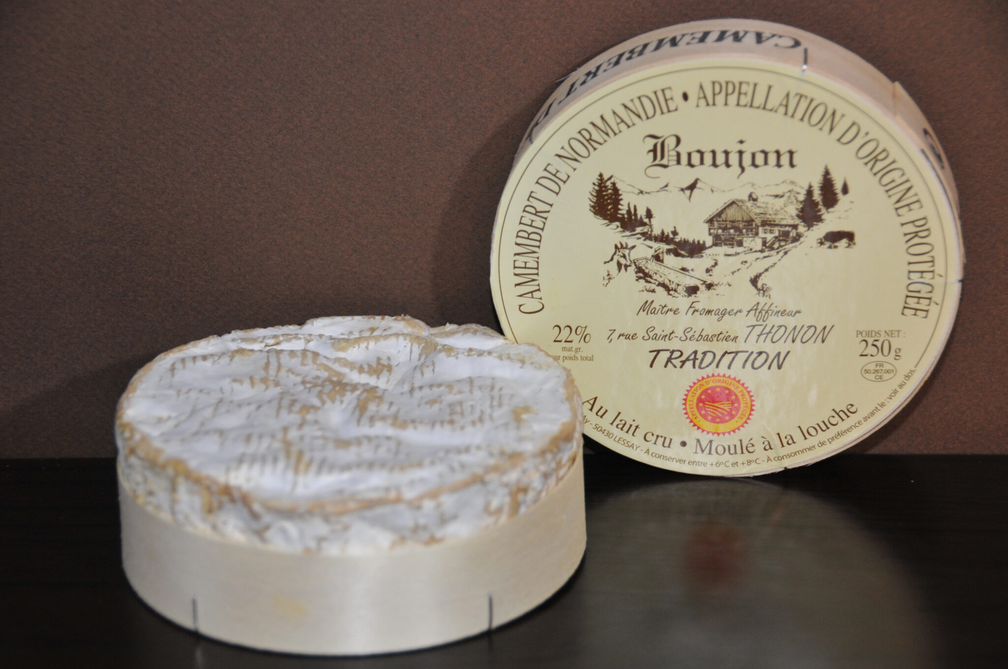 Camembert De Normandie Aop Au Lait Cru Fromagerie Boujon 